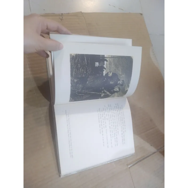 Những mẩu chuyện về Lê Nin 688026