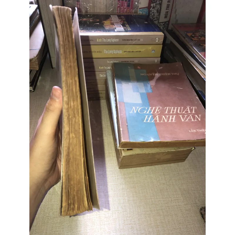 Lược Khảo Văn Học-Nguyễn Văn Trung 937463