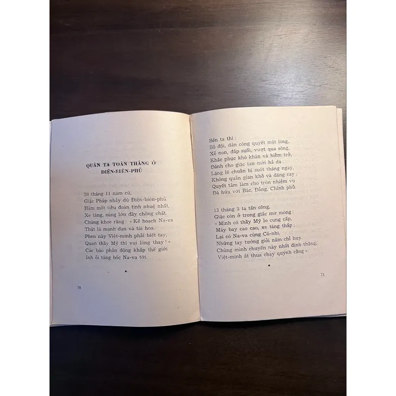 📖 Hồ Chí Minh - Thơ (tập thơ xb 1970) 577605
