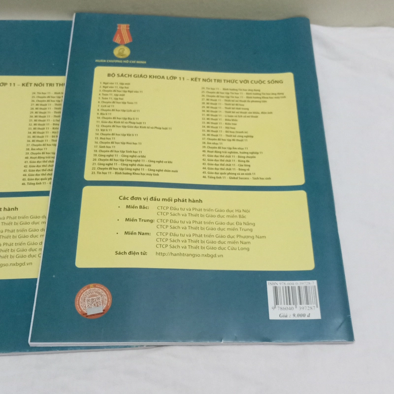 SGK Chuyên Đề Học Tập Vật Lí Lớp 11-Kết Nối Tri Thức Với Cuộc Sống  551376