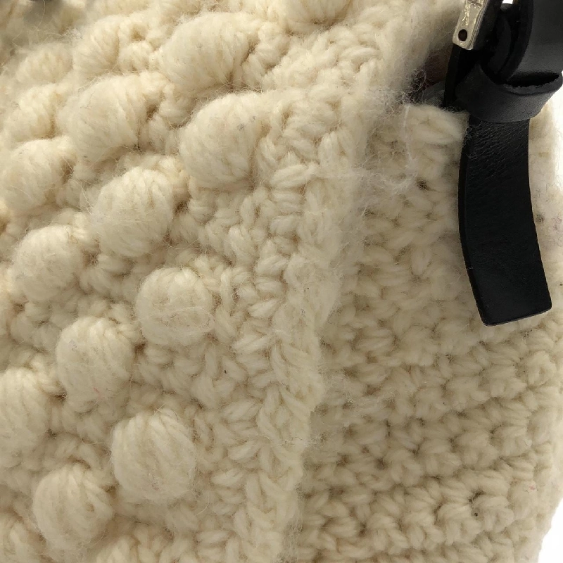 Túi xách vai Fendi Mamma Baguette 16060 - Hàng hiệu Chính hãng 766677