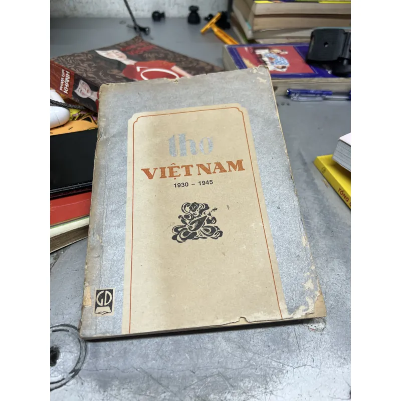 Thơ việt nam  1930-1945 605518