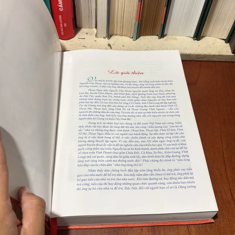 [Chữ Ký Tác Giả] - II Sách Hay: Danh Thần Thoại Ngọc Hầu Nguyễn Văn Thoại - Lê Duy Anh 727927