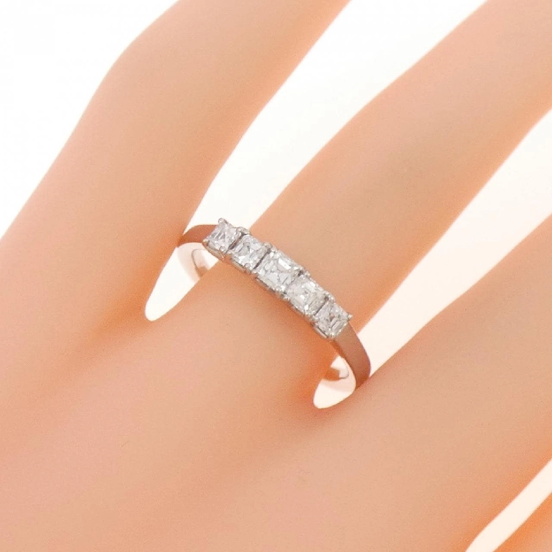 Nhẫn kim cương GSTB 0.50CT 665184