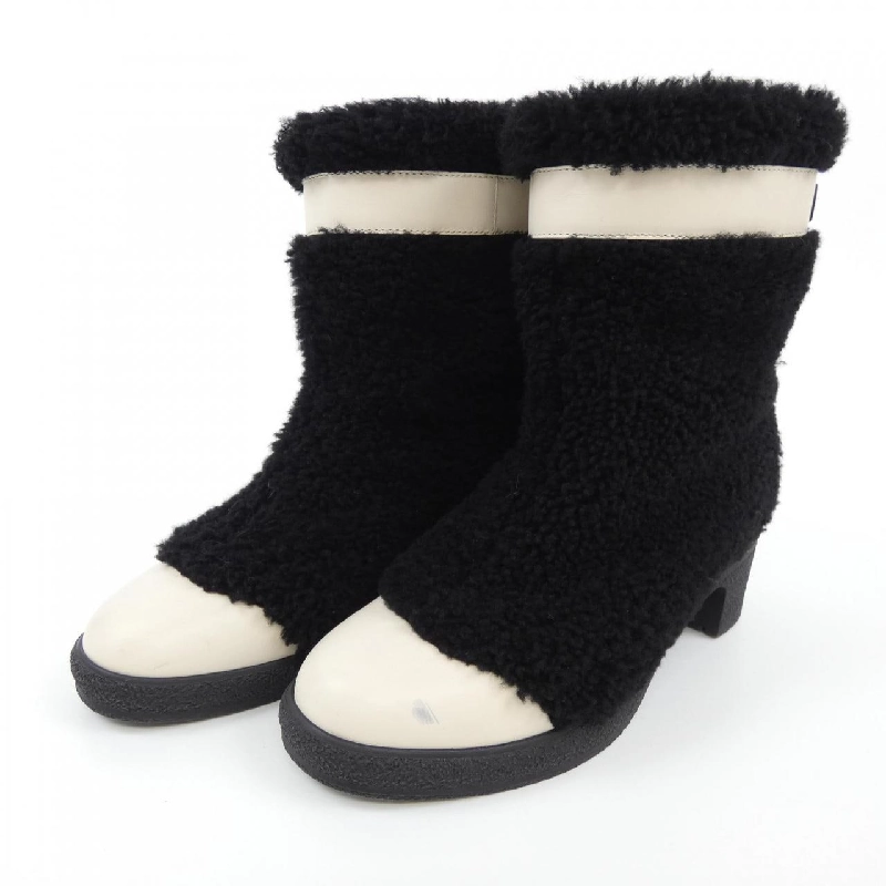 Giày bốt CHANEL 663749