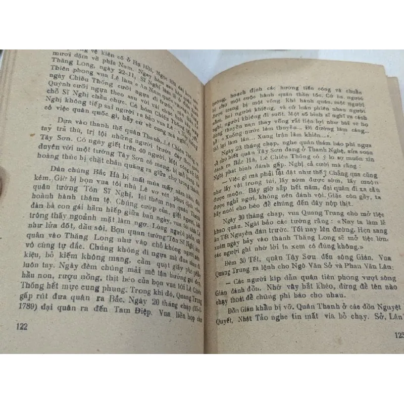 Việt nam cảnh đẹp và di tích - Phạm Lê Hoàn - Lê Tấn 696044