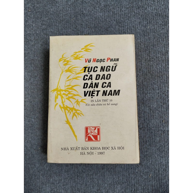 TỤC NGỮ CA DAO DÂN CA VIỆT NAM - VŨ NGỌC PHAN 465965