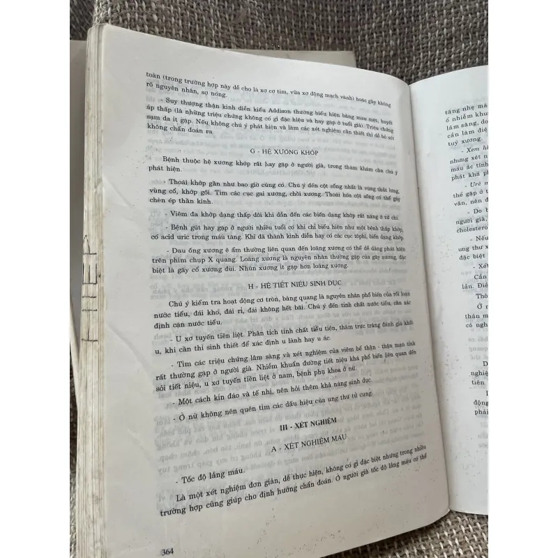 Bài giảng bệnh học ngoại khóa - sách y khổ lớn; 600 trang khổ lớn  1025056