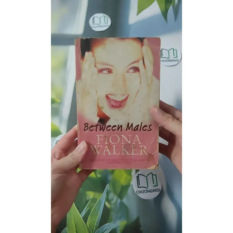 Between Males - Fiona Walker 1027504