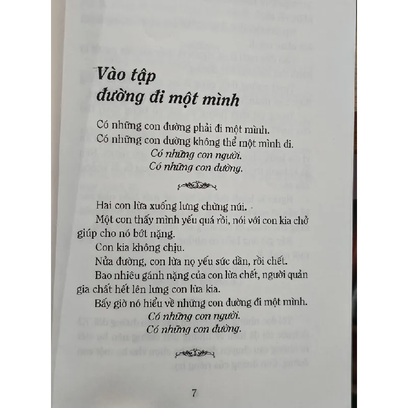 100 đề tài suy niệm và cầu nguyện: Đường đi một mình - Nguyễn Tầm Thường 583251