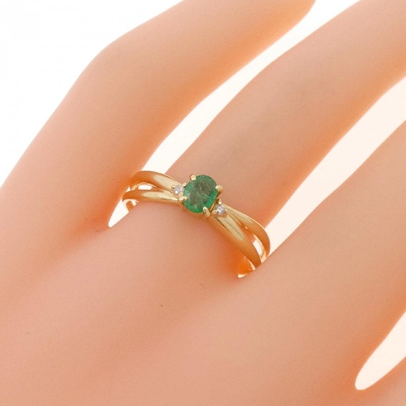 Nhẫn Emerald K18YG - Hàng hiệu Chính hãng 852029