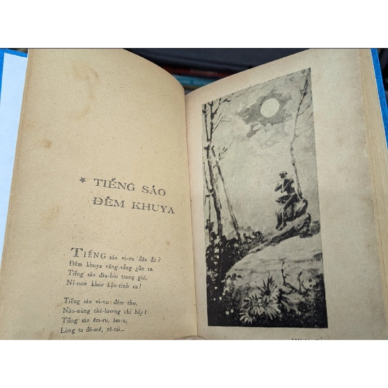 Hoang Vu - Nguyễn Vỹ ( thơ ) 126027