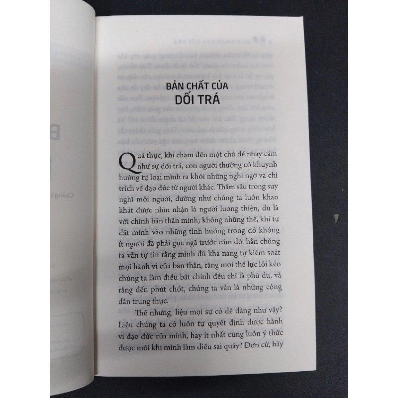 Bản chất của dối trá mới 80% bẩn nhẹ tróc gáy 2015 HCM1008 Dan Ariely KỸ NĂNG 916526