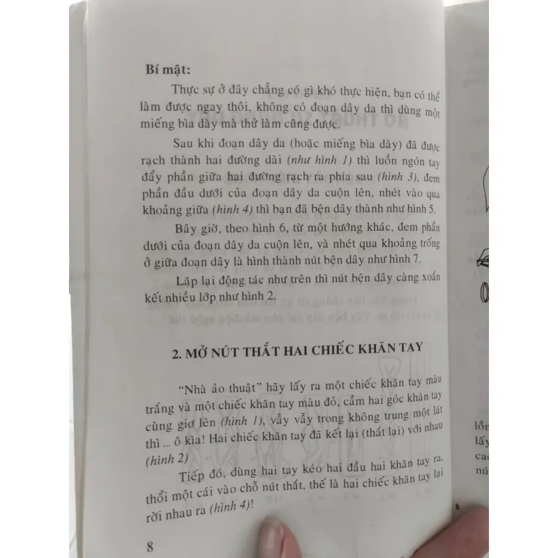 cuốn sách hướng dẫn về ảo thuật.
Tên sách: 90 Trò Ảo Thuật Lý Thú.
 929328