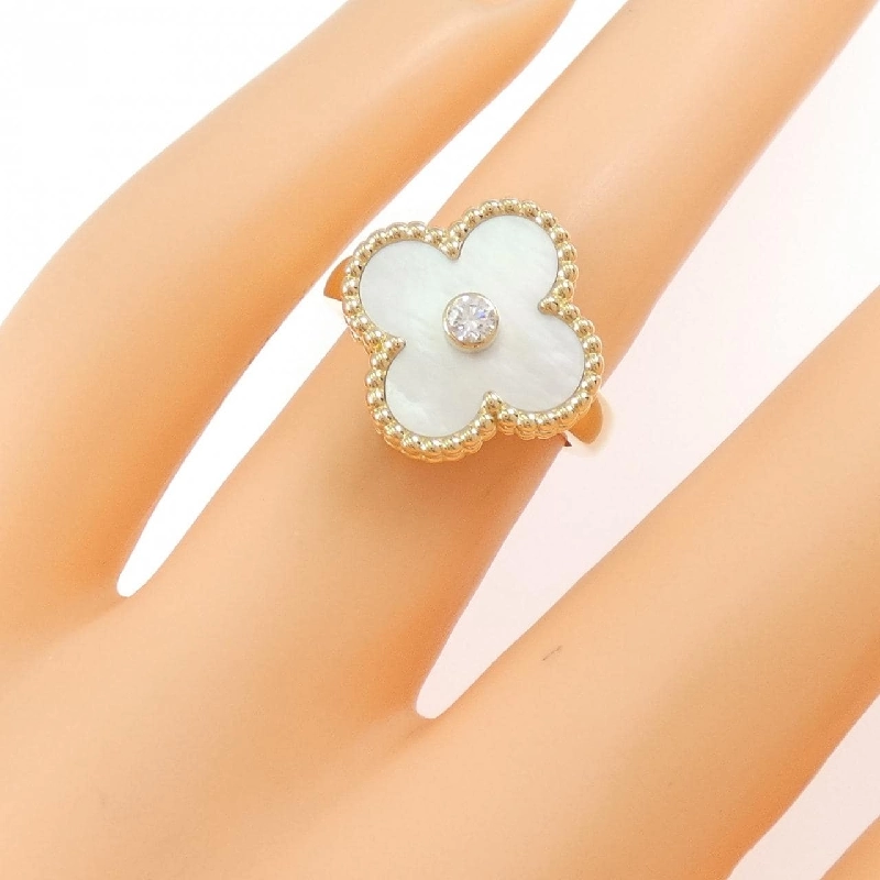 Nhẫn Vintage Alhambra Van Cleef & Arpels - Hàng hiệu Authentic 841841