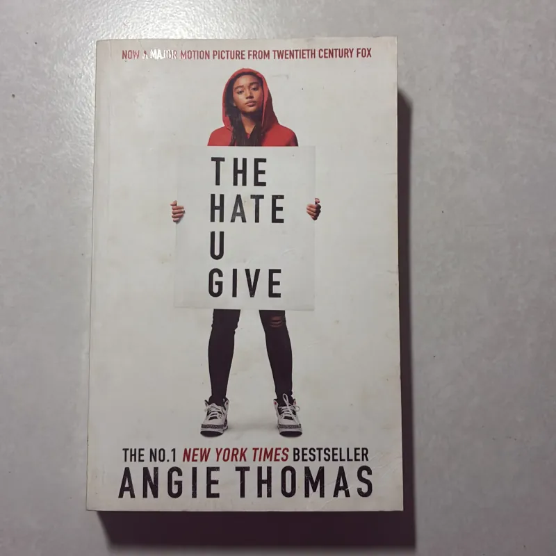 The hate u give - Angie Thomas 754345