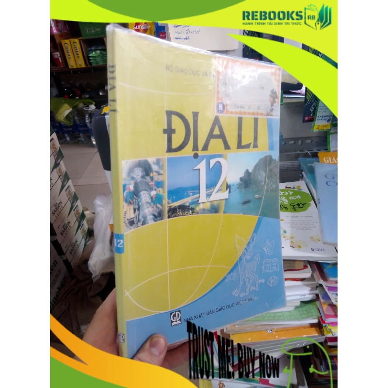 (TẶNG BOOKMARK) Địa Lí 12 2022 mới 80% Giáo khoa RBK2702 943004