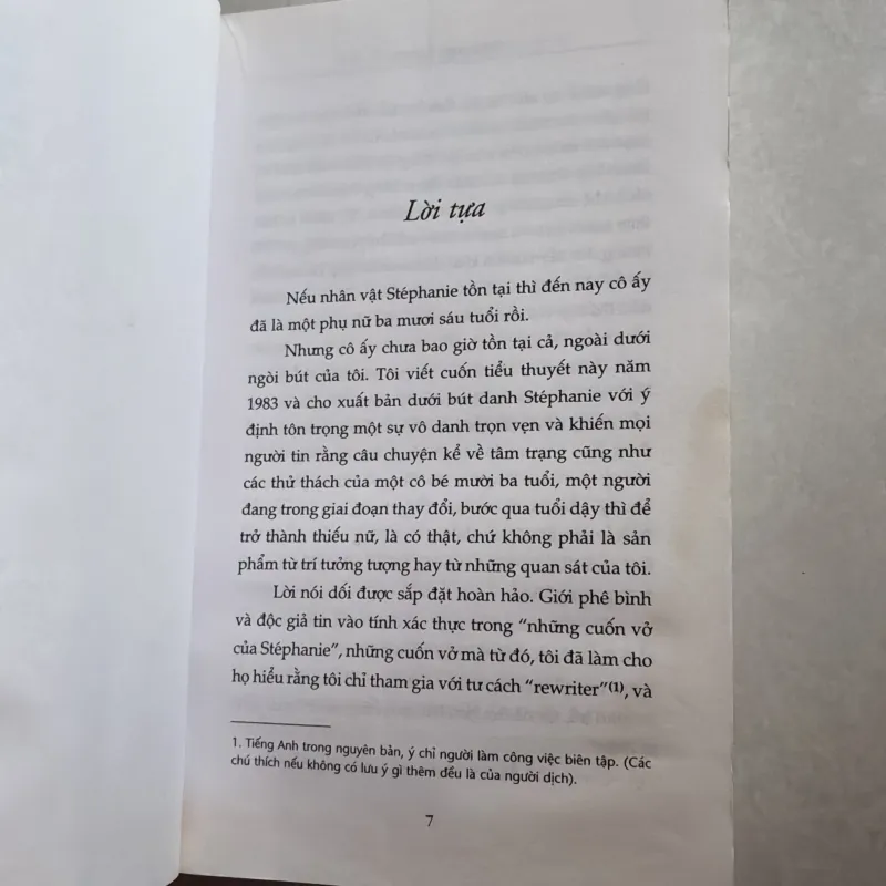 Dưa chuột bao tử trộn socola - Philippe Labro 778135