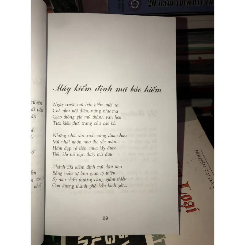 Con đường con người - Nguyễn Thế Kỷ  998125