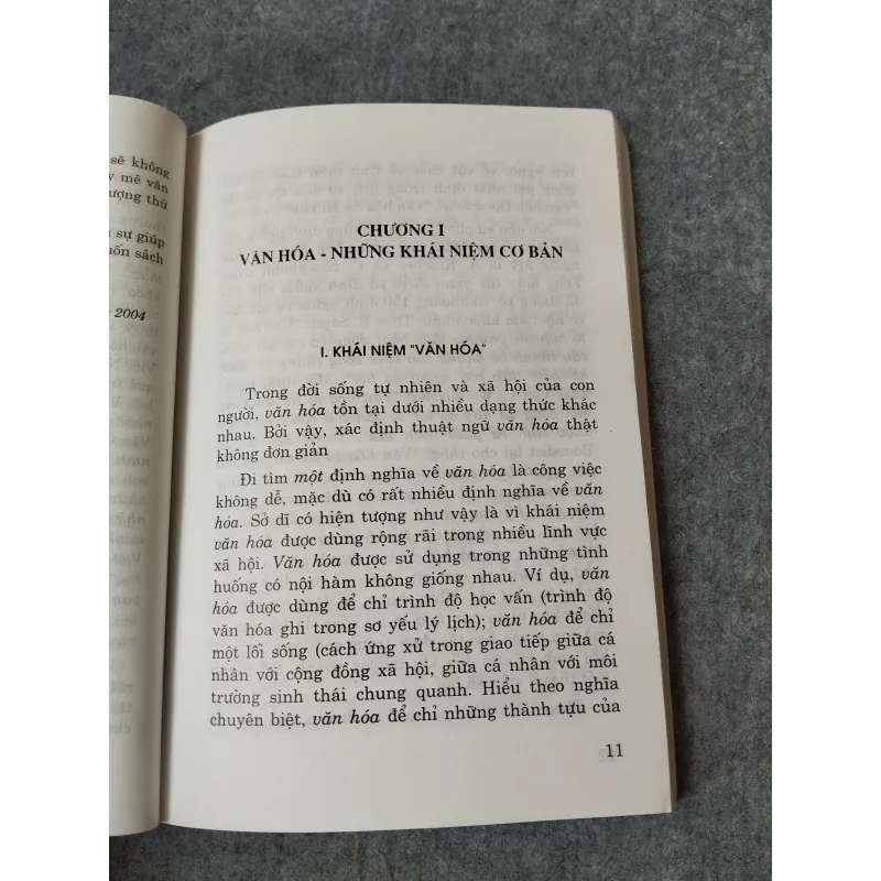 CƠ SỞ VĂN HOÁ VIỆT NAM - TRẦN DIỄM THÚY 719895