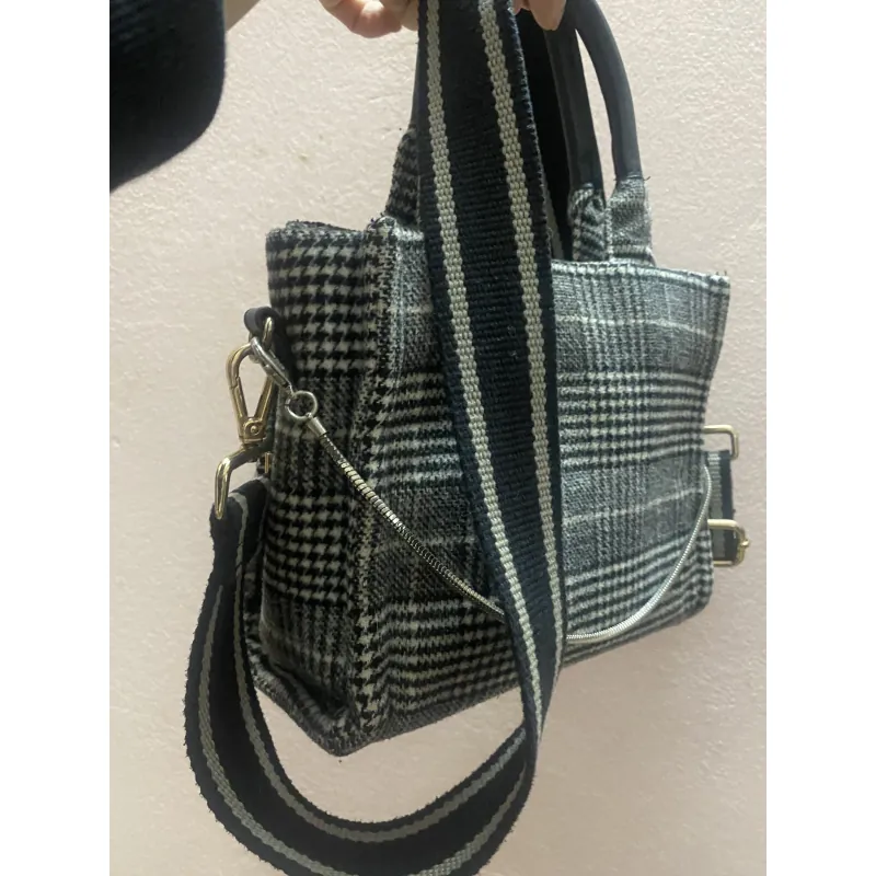 T 02. Túi Caro 790795