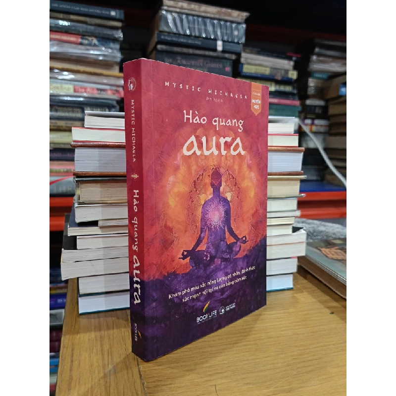 Hào quang Aura - Mystic Michaela (Anh Thỏ dịch) 549698