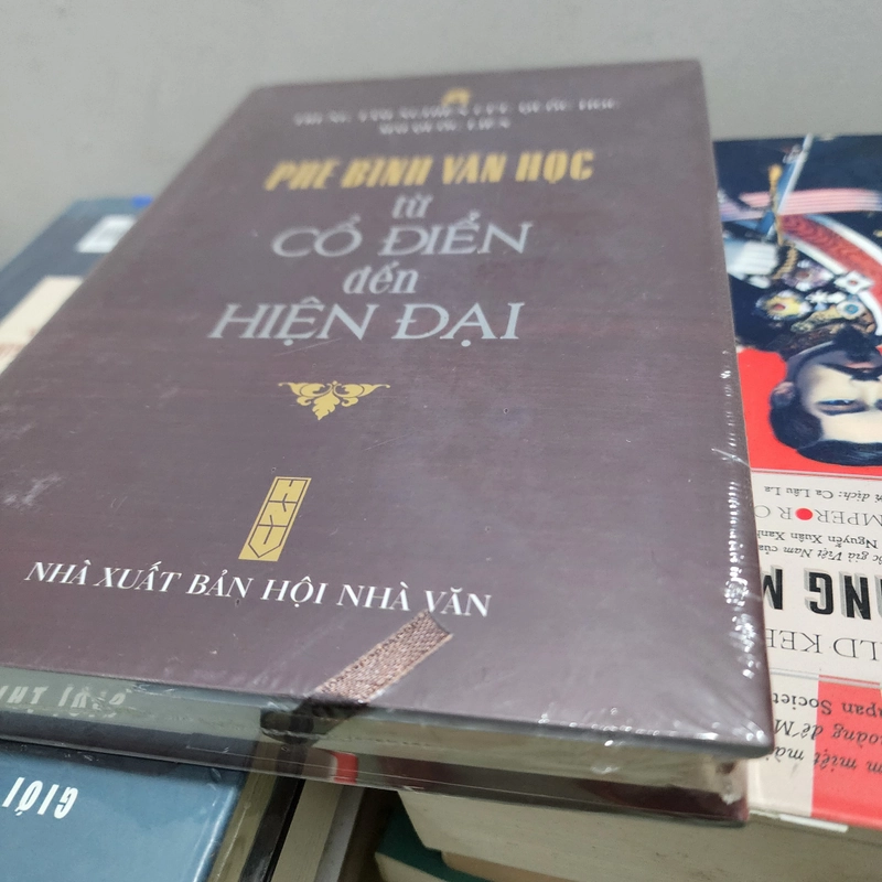 Phê bình văn học từ cổ điển đến hiện đại | Mai Quốc Liên  436320