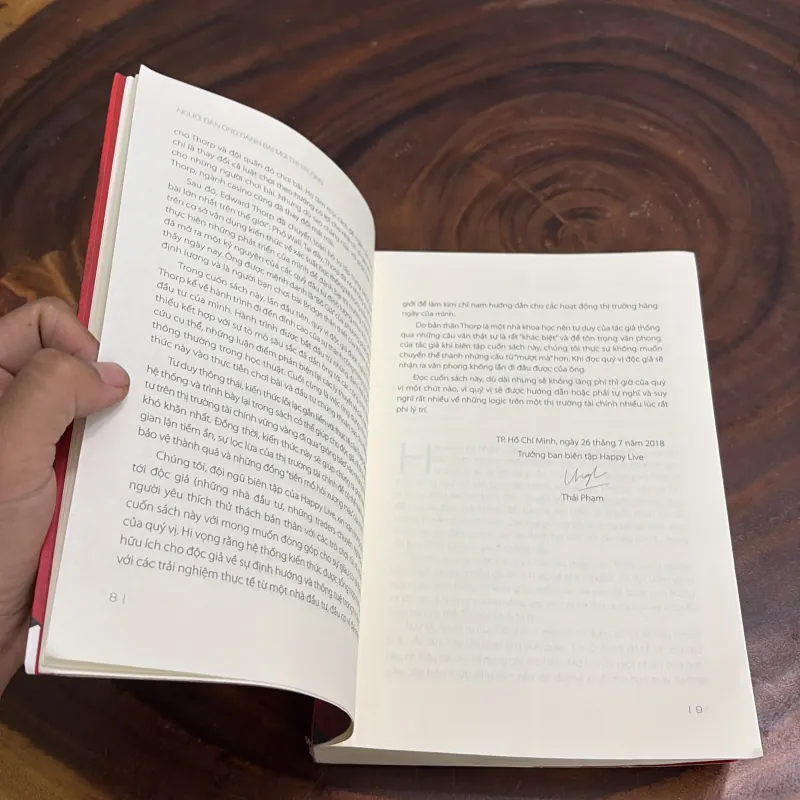 II Tủ Sách Đầu Tư: Người Đàn Ông Đánh Bại Mọi Thị Trường - Edward O. Thorp - 2020 989835