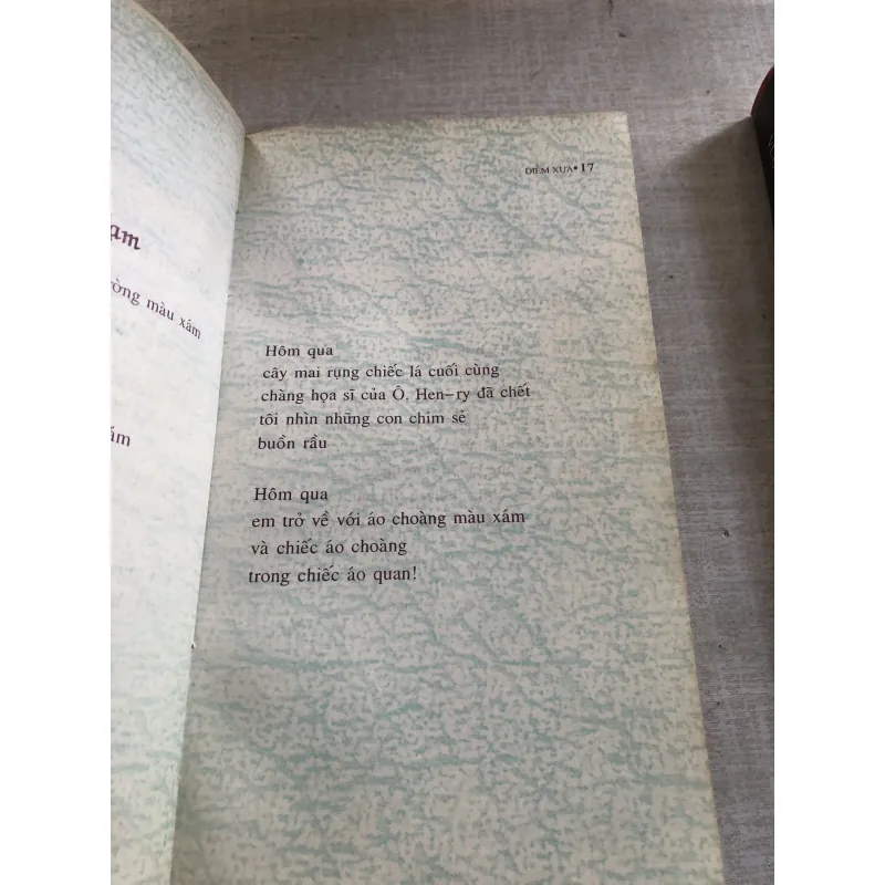 Diễm xưa - thơ tình một trăm mười một tác giả 784520