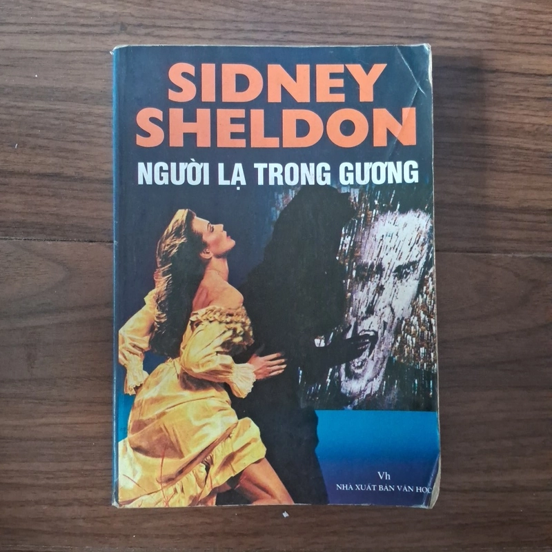 Người lạ trong gương  525667