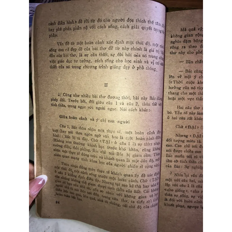 Góp phần tìm hiểu Nhật ký trong tù của chủ tịch Hồ Chí Minh 1001716