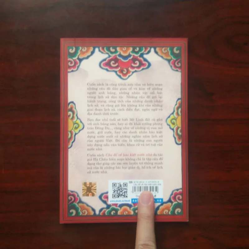 [Sách Lịch Sử] Câu Đố Về Hào Kiệt Nước Nhà (Hà Châu) 933912