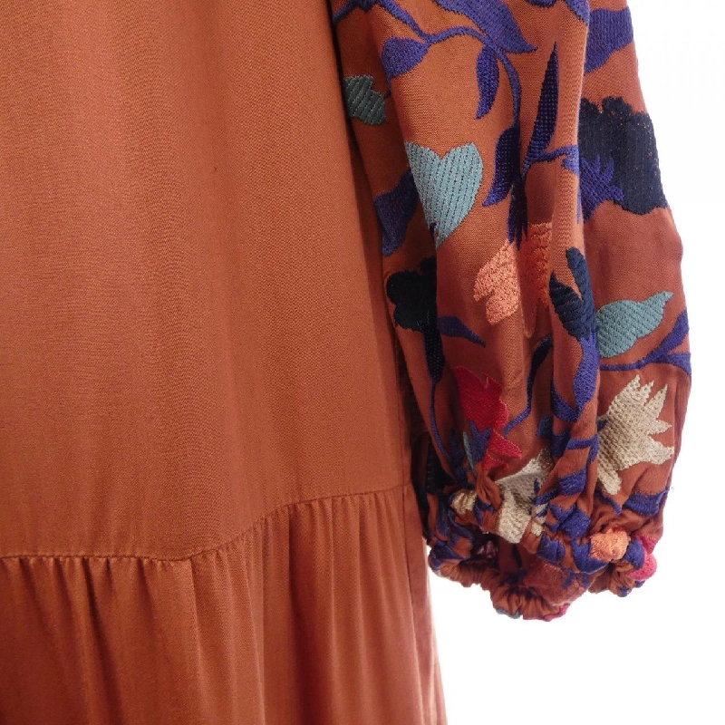 GRACE CONTINENTAL Đầm - Hàng hiệu Authentic 811940