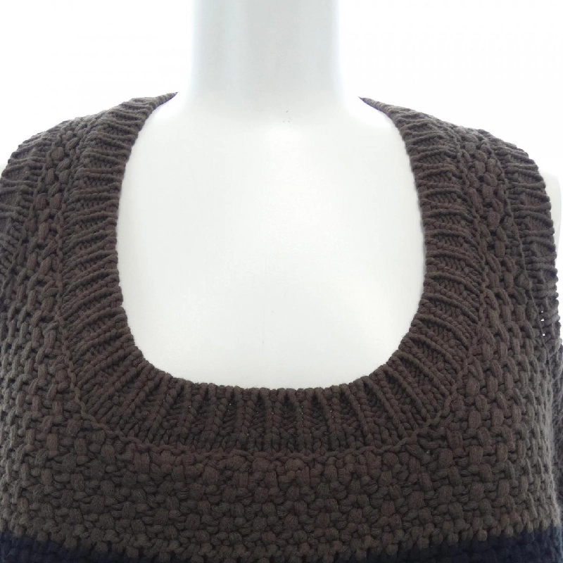 【Khuyến mãi】Áo vest FENDI 641629