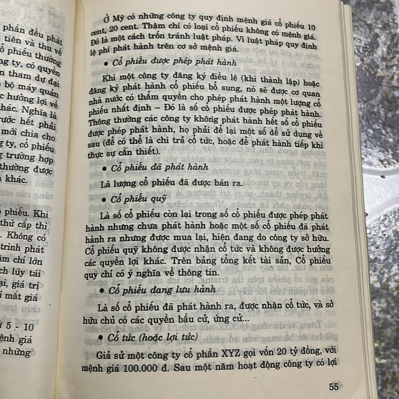 [kinh tế] Thị trường chứng khoán và công ty cổ phần - Bùi Nguyên Hoàn 499844