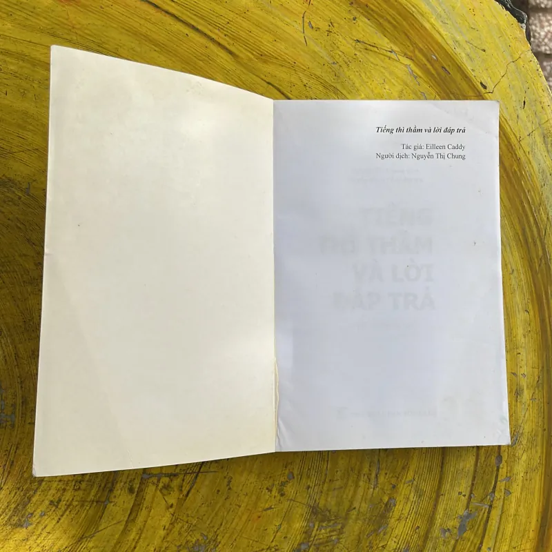 COMBO VÌ SAO CHÚNG TA TIN? & TIẾNG THÌ THẦM VÀ LỜI ĐÁP TRẢ 998186