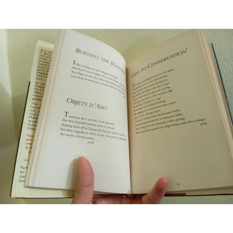 Neglected poems Barry Humphries ,sách ngoại văn tiếng Anh english book  713600