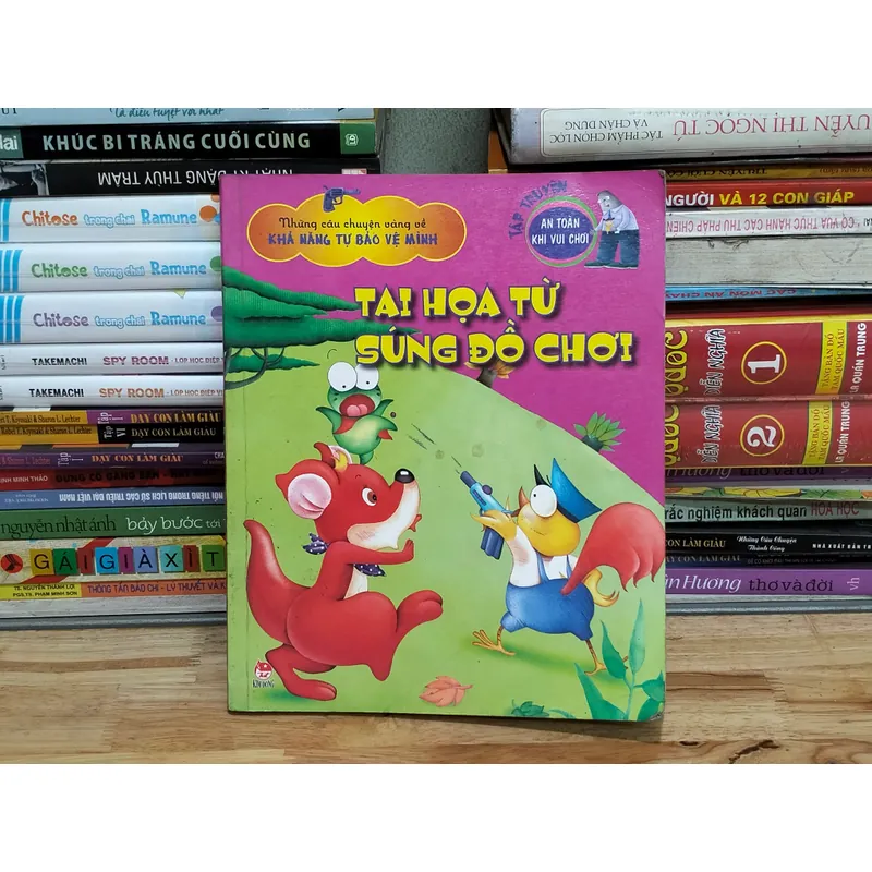 Tập truyện an toàn ngoài xã hội 559168