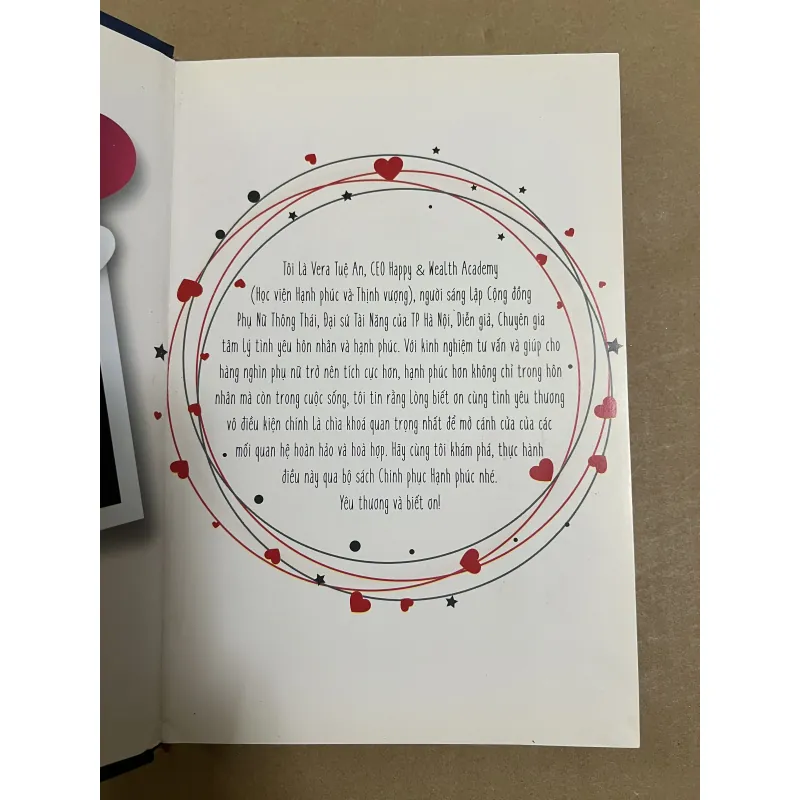 Chinh phụ hạnh phúc Tập 1: 90 Ngày thực hành biết ơn 1024105