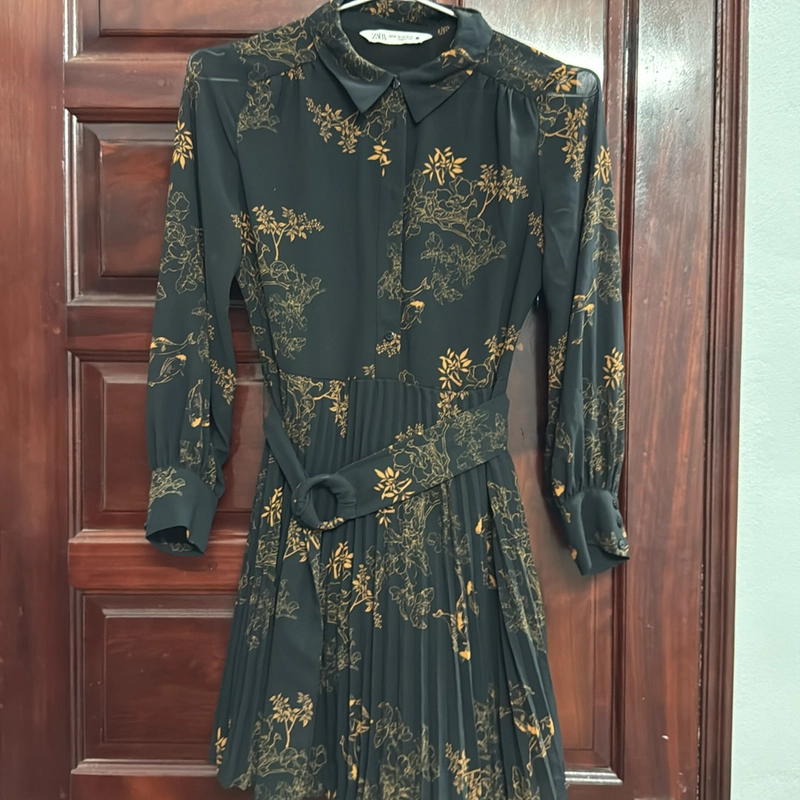 Váy zara chinh hang 520874