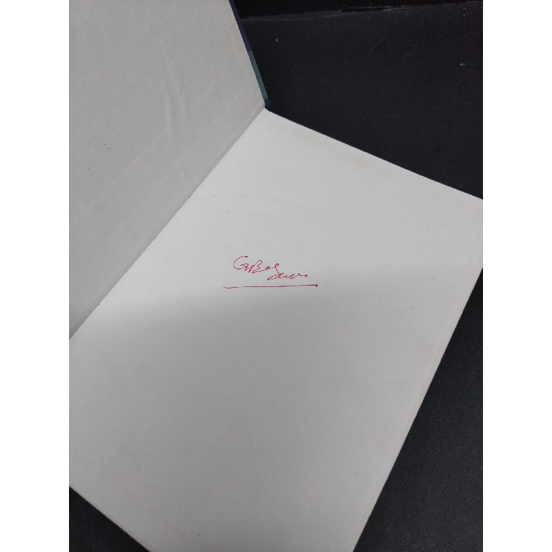 Tìm hiểu vũ trụ mới 70% bẩn bìa, có chữ ký, bìa cứng 2000 HCM2410 Trương Minh Xương KHOA HỌC ĐỜI SỐNG 917298