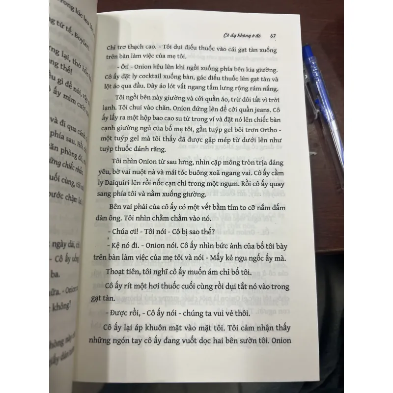 CÔ ẤY KHÔNG Ở ĐÓ - JENNIFER FINNEY BOYLAN 1010242