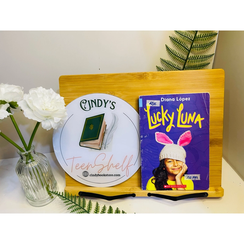 [Sách 2hand từ US] Like new 85% - Lucky Luna 470264
