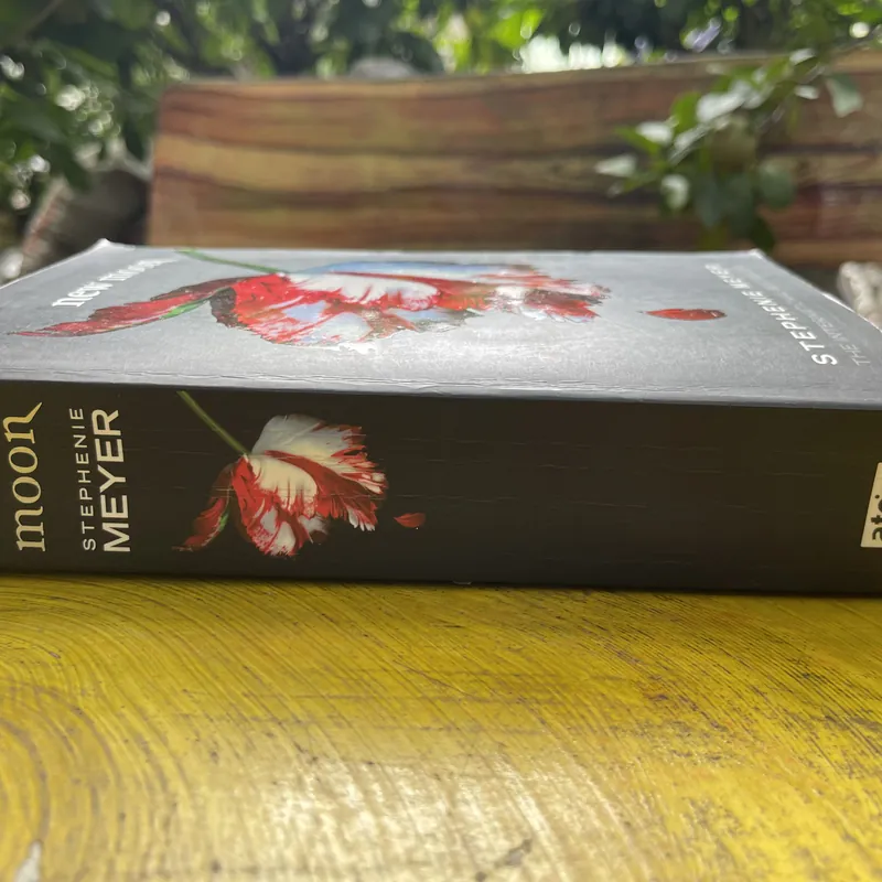 NEW MOON- STEPHENIE MEYER 603029