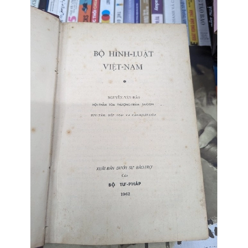 BỘ HÌNH LUẬT VIỆT NAM - NGUYỄN VĂN HẢO ( SÁCH ĐÓNG BÌA CÒN BÌA GỐC ) 119447