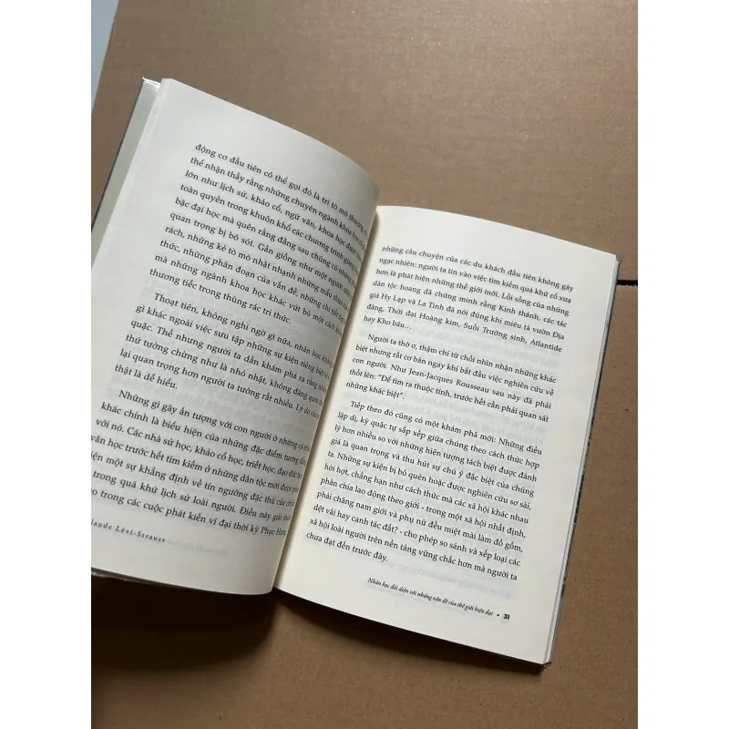 Nhân học - Đối diện với những vấn đề của thế giới hiện đại 800165