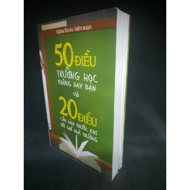 [Phiên Chợ Sách Cũ] 50 Điều trường học không dạy bạn & 20 điều cần làm trước khi rời ghế nhà trường 2303 414112