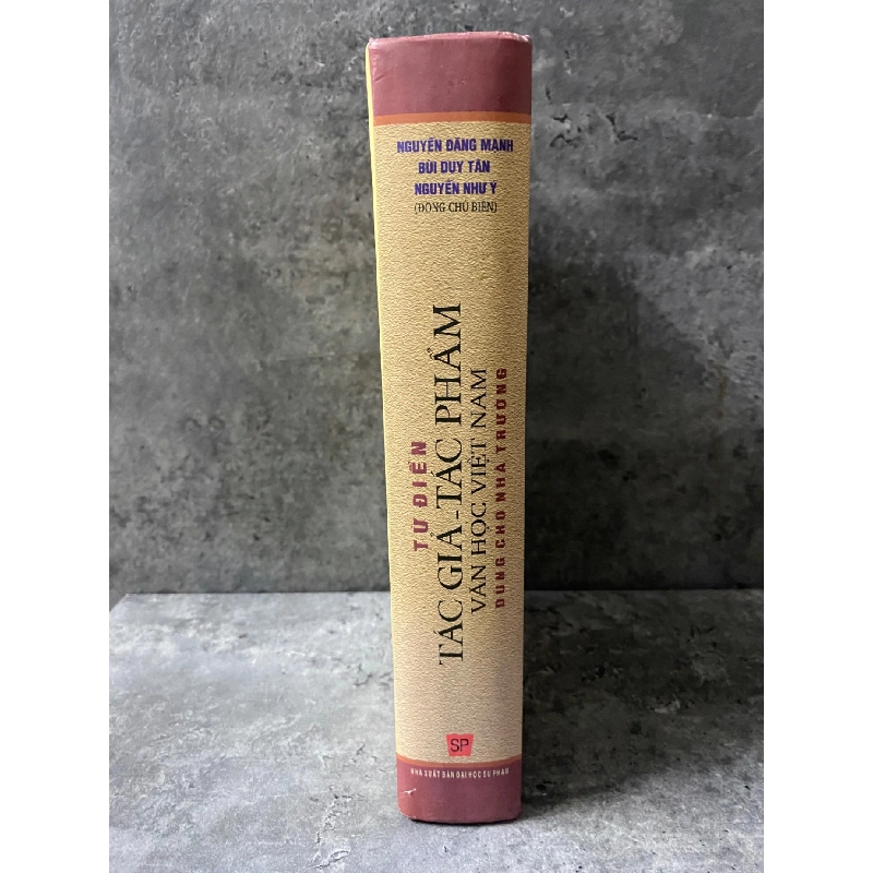 Từ điển Tác Giả-Tác Phẩm văn học Việt Nam dùng cho nhà trường (bìa cứng) 777759