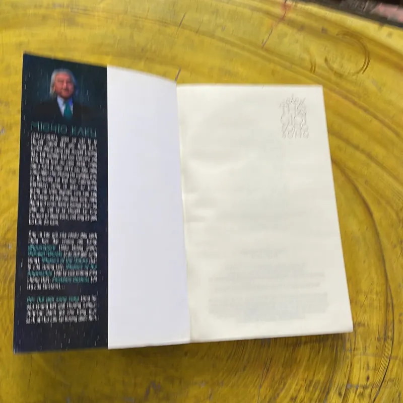 COMBO MICHIO KAKU : CÁC THẾ GIỚI SONG SONG & PHƯƠNG TRÌNH CỦA CHÚA 937527