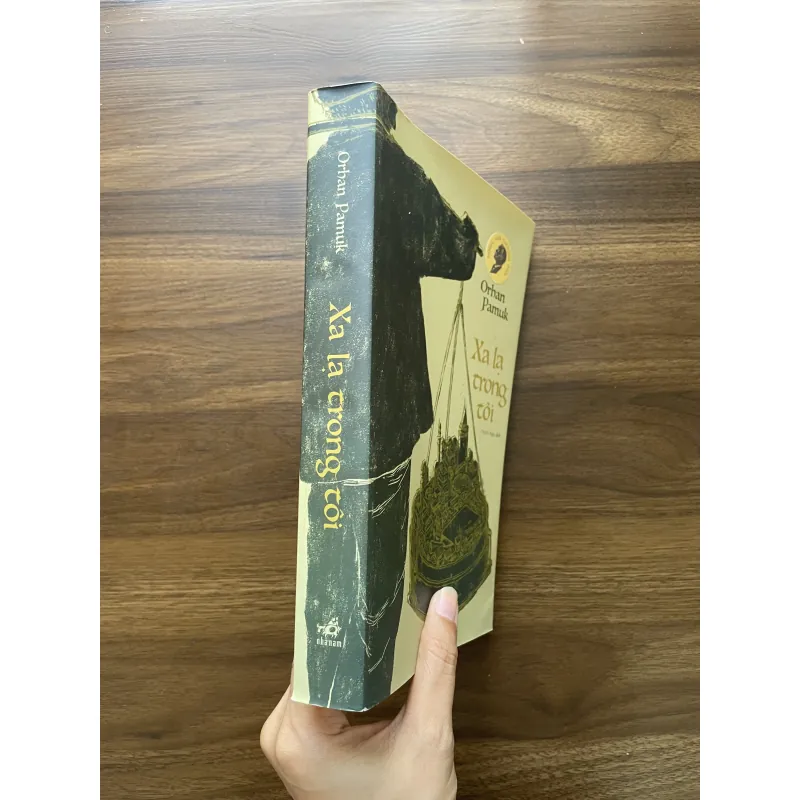 Xa lạ trong tôi - Orhan Pamuk 992846